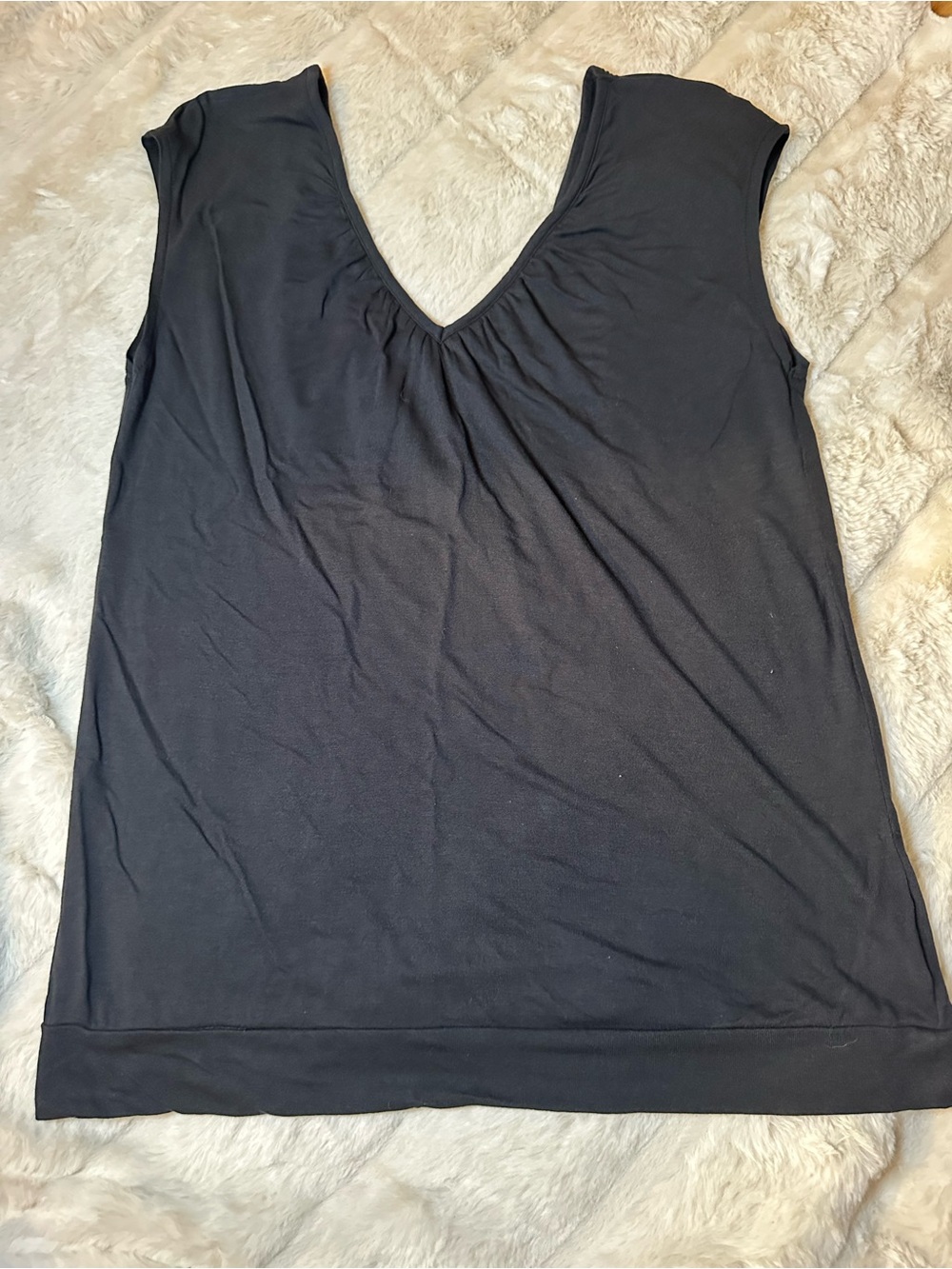 Kirra Black V-Neck Tank Top